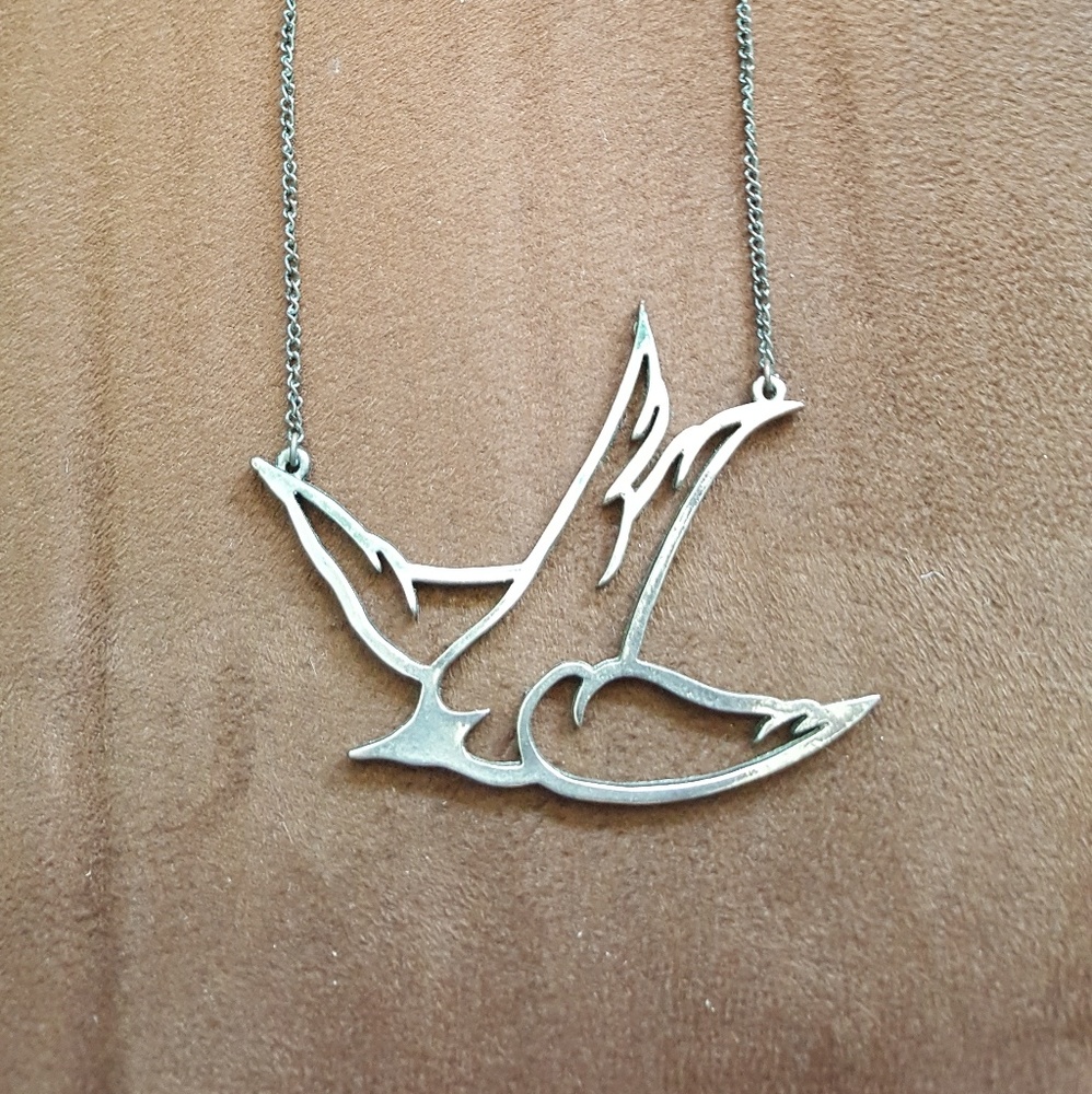 Bird necklace